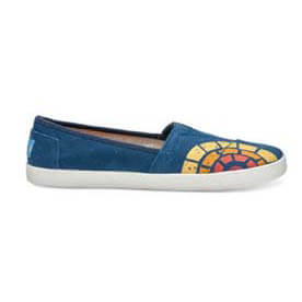 A shoe by Toms with a CTAOP logo